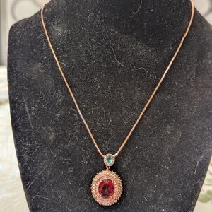 Elegant Gold and Red Pendant Necklace